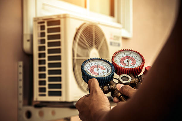 Professional Ductwork Repair technician working in Hampton, CT
